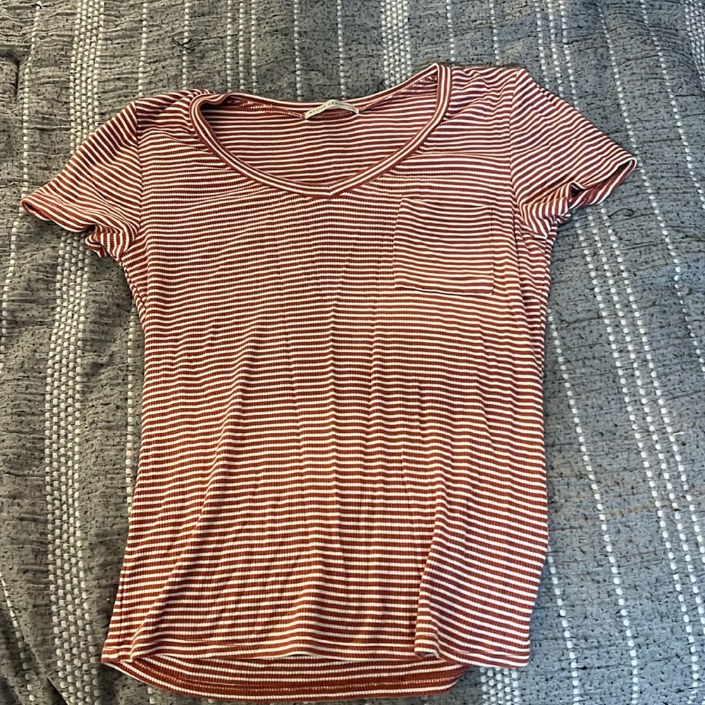 Stripped top